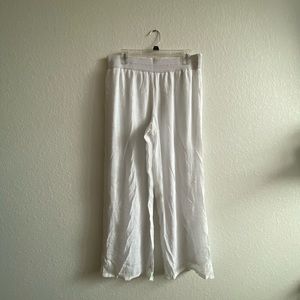 White stretch trousers